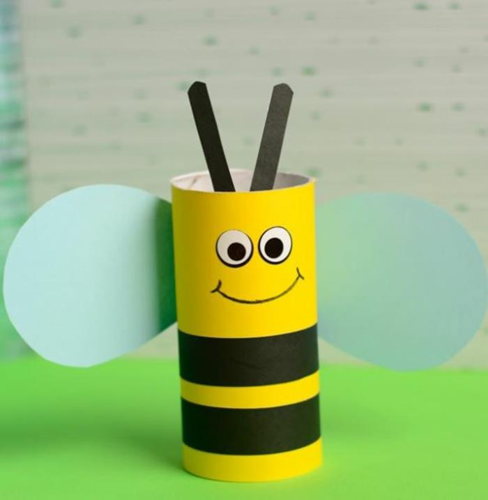 χειροτεχνίες με παιδιά στην άνοιξη ανακυκλώνοντας ιδέες μέλισσα