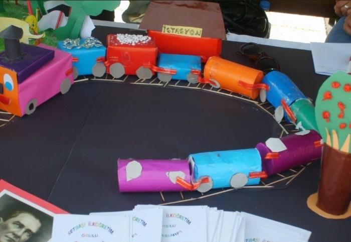 tinker με ρολά χαρτιού τουαλέτας diy ιδέες διακόσμησης ιδέες tinker με παιδιά τρένο