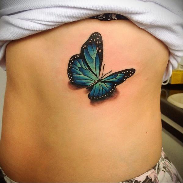 κοιλιά 3d τατουάζ πεταλούδα