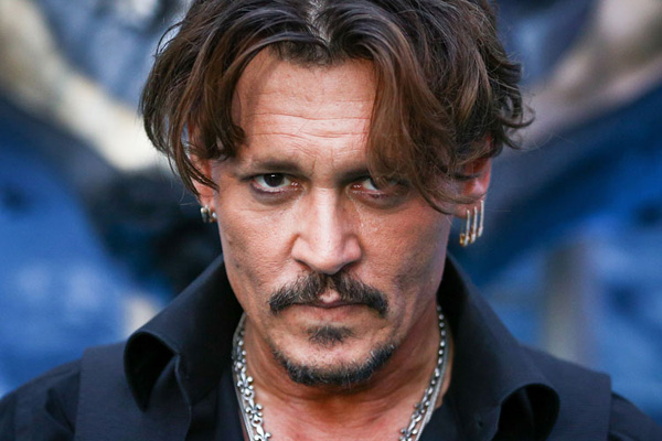 johnny depp sakal stili