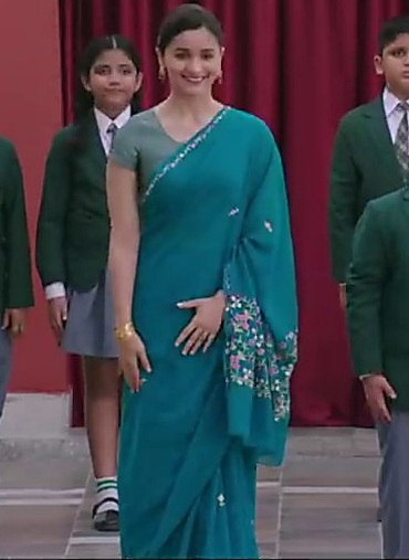 Alia Bhatt Çiçekli Saree