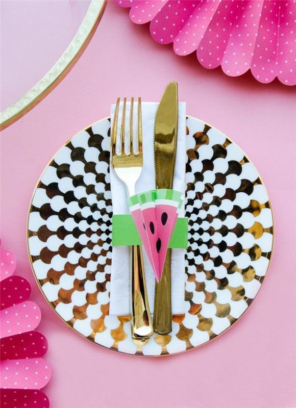 μαχαιροπίρουνα tinker τραπέζι διακόσμηση Πάσχα με καρπούζι