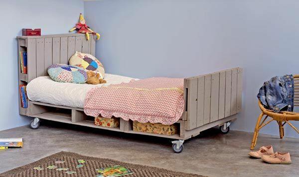 κρεβάτι από παλέτες βρεφική κούνια με αποθηκευτικό χώρο