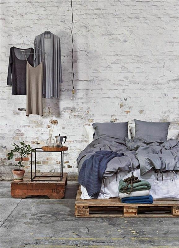 φτιάξτε το δικό σας κρεβάτι από παλέτες έπιπλα κρεβατοκάμαρας ρουστίκ ιδέες εσωτερικού σχεδιασμού
