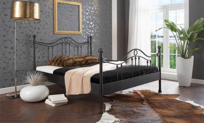 κρεβάτι με στρώμα και μεταλλικό κρεβάτι κομψό υπνοδωμάτιο
