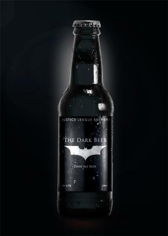 μπουκάλια μπύρας από σούπερ ήρωα μαύρο σκοτεινό ιππότη