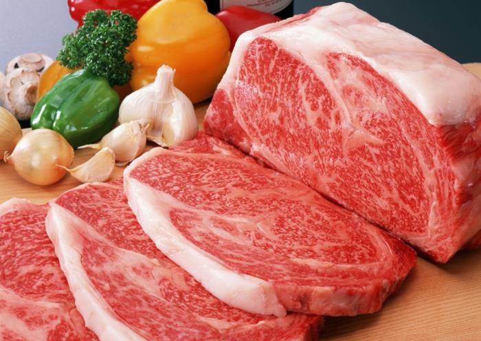 βιολογικό κρέας φρέσκο ​​και υγιεινό ελεγχόμενο