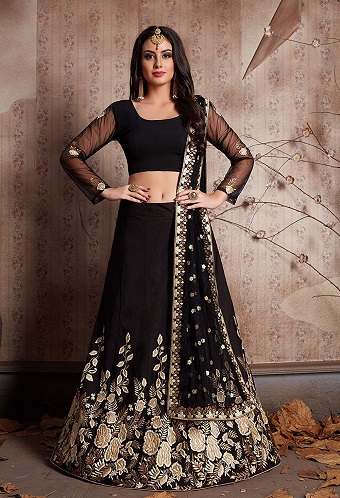 Siyah ve Altın Lehenga