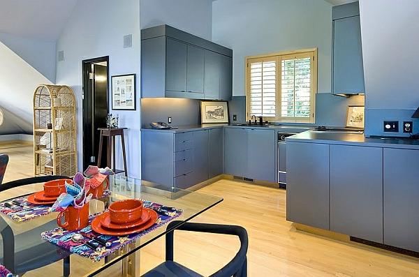 ανοιχτό μπλε ντουλάπια κουζίνας σχεδιαστικές ιδέες ξύλινο δάπεδο