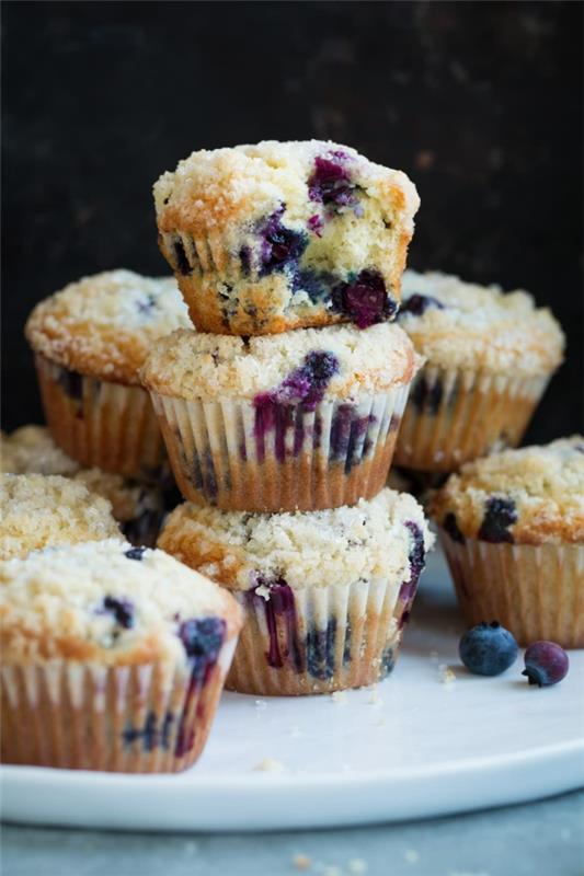 Πώς να κάνετε τα muffins βατόμουρου υγιή