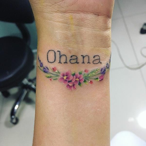 λουλούδι καρπό ohana τατουάζ