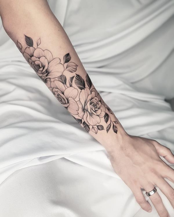 τατουάζ μοτίβο λουλουδιών 2020