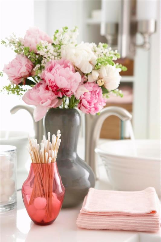 λουλούδια διακοσμήσεις τραπεζιού μπάνιο διακοσμούν αποχρώσεις του ροζ