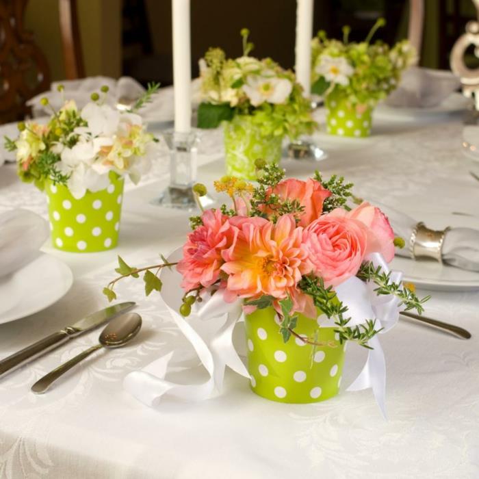 λουλούδια διακοσμήσεις τραπέζι γάμος φρέσκα εποχιακά λουλούδια
