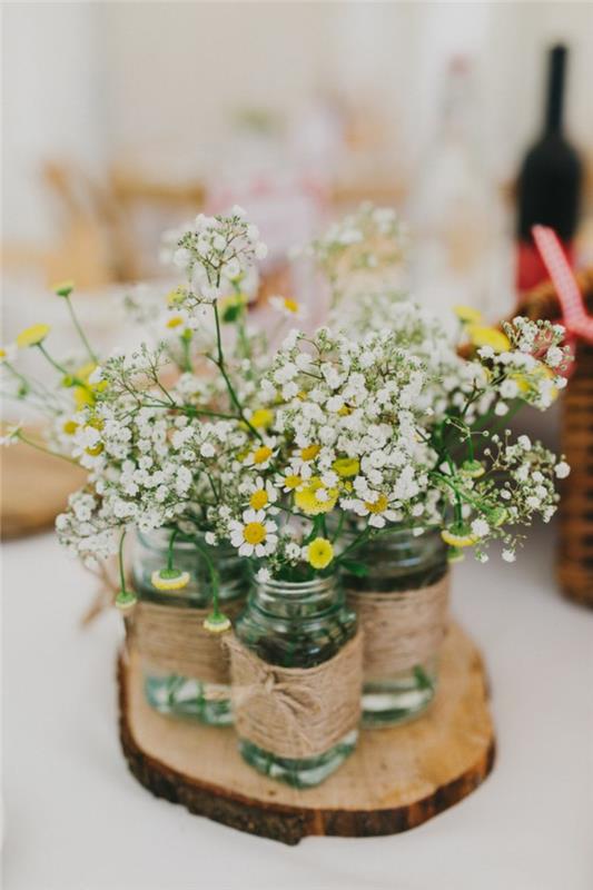 λουλούδια διακόσμηση τραπέζι ρουστίκ βάζα κτιστών μαργαρίτες