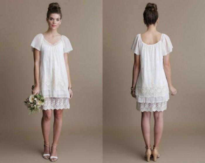 boho chic στυλ κοντό νυφικό λευκή δαντέλα