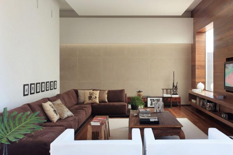 καφέ γωνιακός καναπές με μοντέρνο σαλόνι