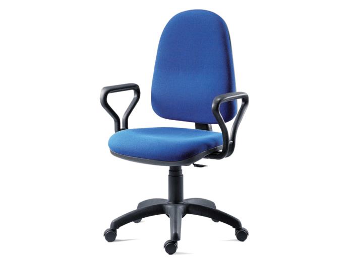 επιλέξτε μια καρέκλα γραφείου που ταιριάζει με το μπλε σχέδιο