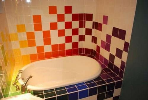 πολύχρωμο κεραμικά πλακάκια ιδέα σχεδιασμό μπάνιου