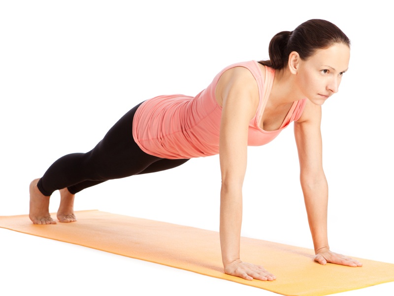 Chaturanga Dandasana, kaip tai padaryti ir nauda