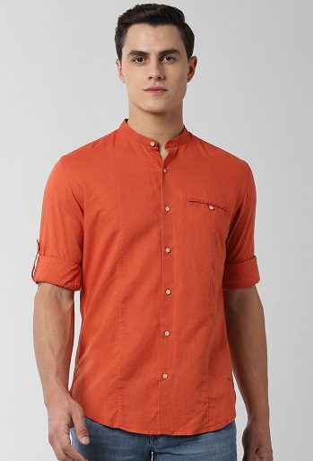 Petro Anglijos oranžiniai kiniški apykaklės marškinėliai