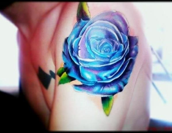 τατουάζ εικόνες άνω βραχίονα σχέδια τατουάζ μοβ μπλε τριαντάφυλλο