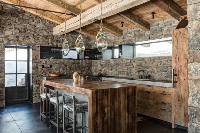 Το στέγαστρο στέγης δημιουργεί κομψή εμφάνιση ξύλινης πέτρινης τοιχοποιίας κουζίνας