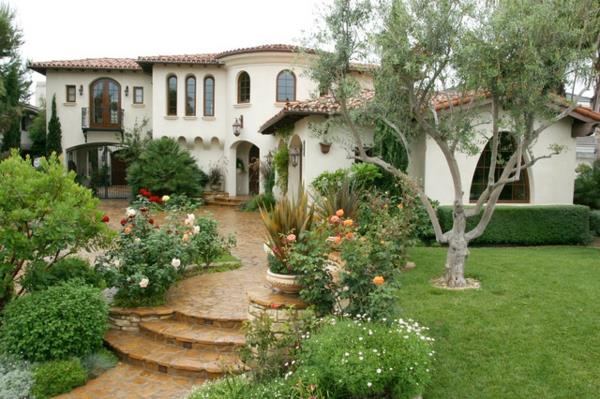 το ιδανικό σπίτι με ελκυστική μεσογειακή αρχιτεκτονική