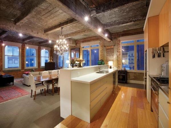 η απόλυτη αποθήκη σοφίτα τραπεζαρία κουζίνα ξύλινη οροφή