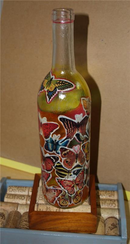 μπουκάλια διακόσμησης ζωγραφίζουν χρωματιστές ιδέες διακόσμησης