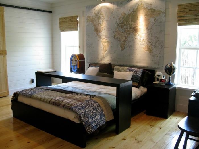ιδέες ντεκό υπνοδωμάτιο προφορά τοίχου παγκόσμιος χάρτης ξύλινο πάτωμα μαύρα έπιπλα