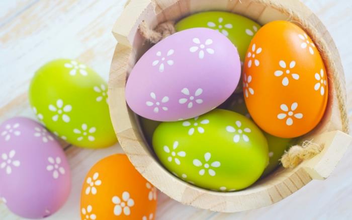 φτιάξτε μόνοι σας διακόσμηση Πασχαλινή διακόσμηση χρωματίστε πασχαλινά αυγά χρώματα floral στοιχεία
