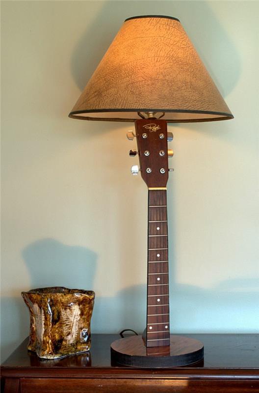 Ανακυκλώνοντας ιδέες ιδέες διακόσμησης ιδέες διακόσμησης ιδέες σαλονιού DIY ιδέες δημιουργική λαβή κιθάρας