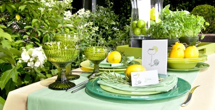 ιδέες ντεκό διακοσμήσεις τραπέζι άνοιξη πολύχρωμα ποτήρια πιάτα δυτικά