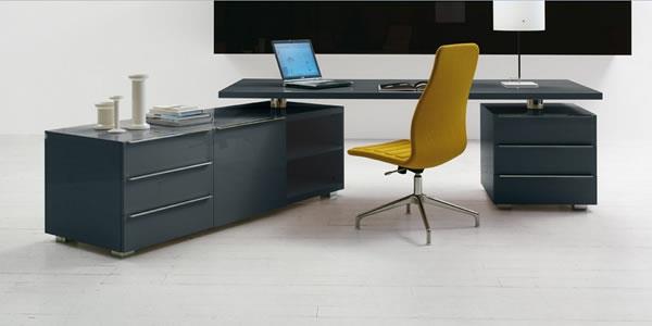 το κομψό και σύγχρονο γραφείο λεμόνι κίτρινο executive καρέκλα χρώμιο γκρι αποχρώσεις