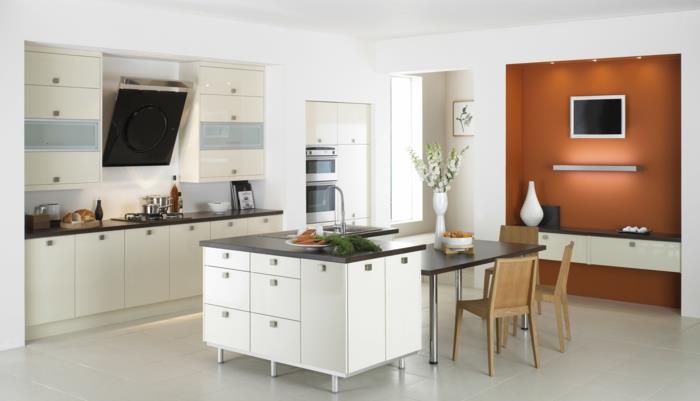 σχεδιασμός κουζινών λευκή κουζίνα νησί πορτοκαλί προφορά τοίχου τηλεόραση