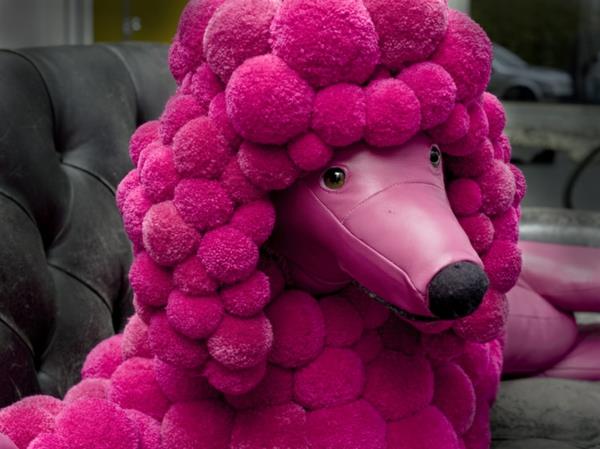 έπιπλα σχεδιαστών ροζ μπομπί MYK Poodlepink πρόσωπο