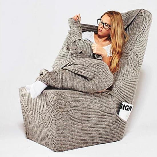 καρέκλα σχεδιαστών με μάλλινη κουβέρτα ζεστή και απαλή