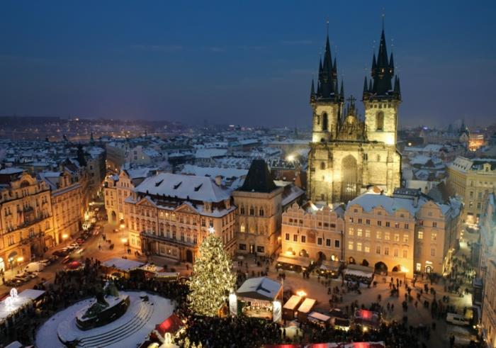 οι πιο όμορφες χριστουγεννιάτικες αγορές της Πράγας