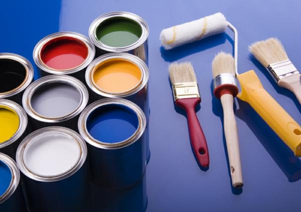 βάψτε τους τοίχους στο σπίτι με χρώματα γυαλιστερό λατέξ