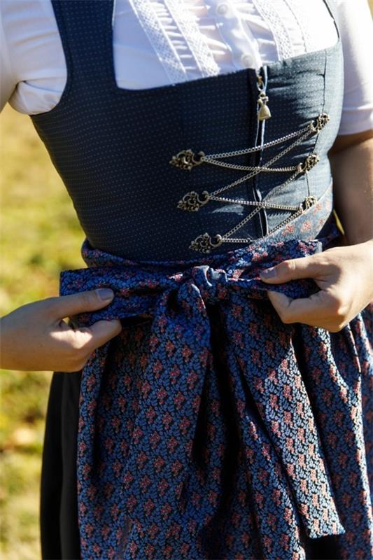 δέστε dirndl τόξο φορέστε dirndl σωστά