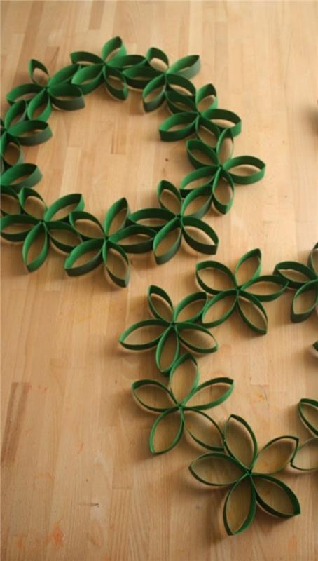 DIY διακοσμητικό χαρτί με πράσινα στεφάνια
