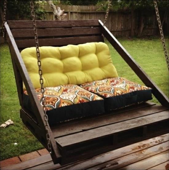 DIY έπιπλα κήπου από παλέτες ξύλινα μαξιλάρια μαξιλαριού swing tinker