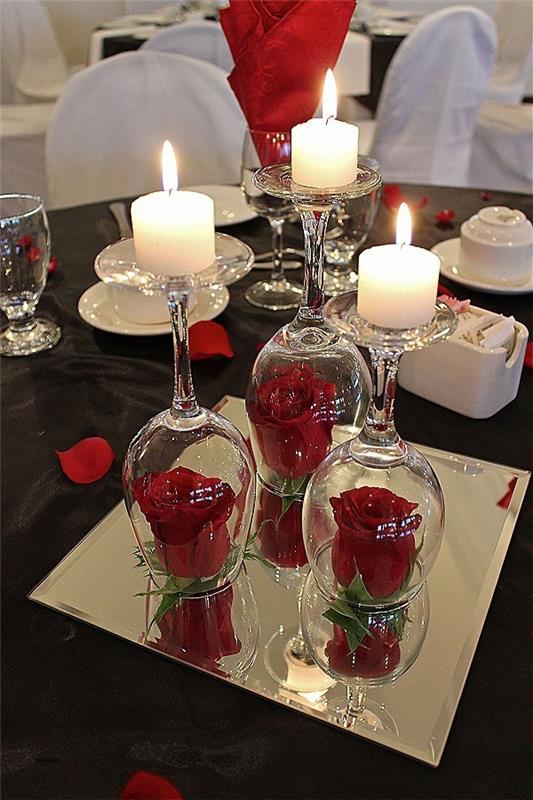 diy ιδέες με ποτήρια κρασιού κηροπήγιο με κόκκινα τριαντάφυλλα