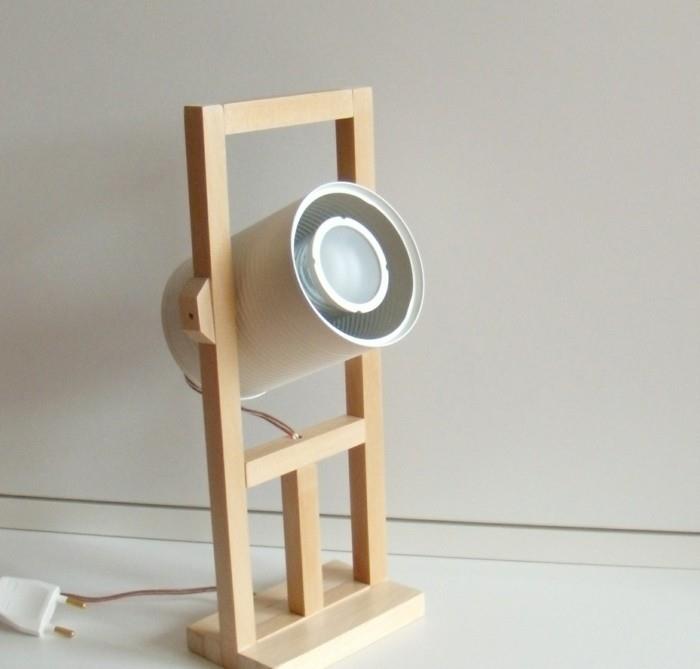 DIY κουτί λαμπτήρων επαναχρησιμοποίηση ξύλου