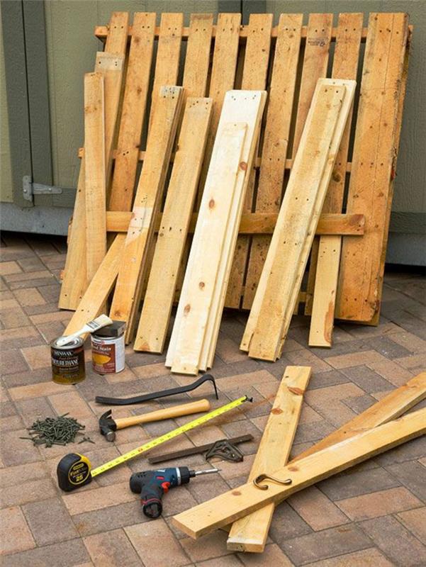 Έπιπλα DIY μόνοι σας από παλέτες