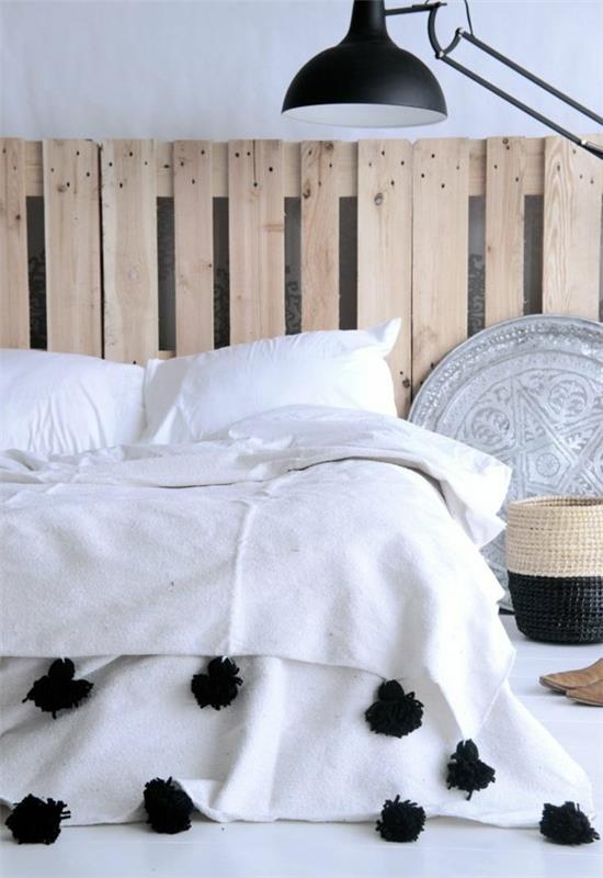 Κρεβάτι κεφαλάρι με ξύλινα έπιπλα από ευρωπαϊκές παλέτες
