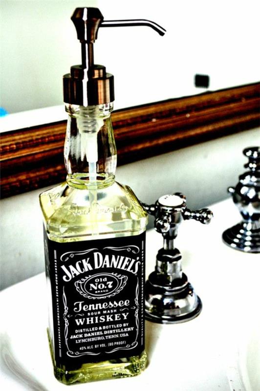 diy σπίτι ιδέες σαπούνι διανομέας jack μπουκάλι daniels
