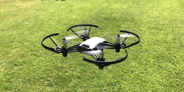 dji ryze tello ιπτάμενο λιβάδι ρομπότ