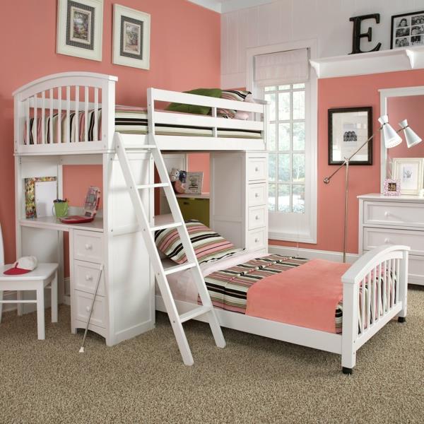 διπλά κρεβάτια παιδικό δωμάτιο ροζ τοίχου χρώμα λευκή επίπλωση